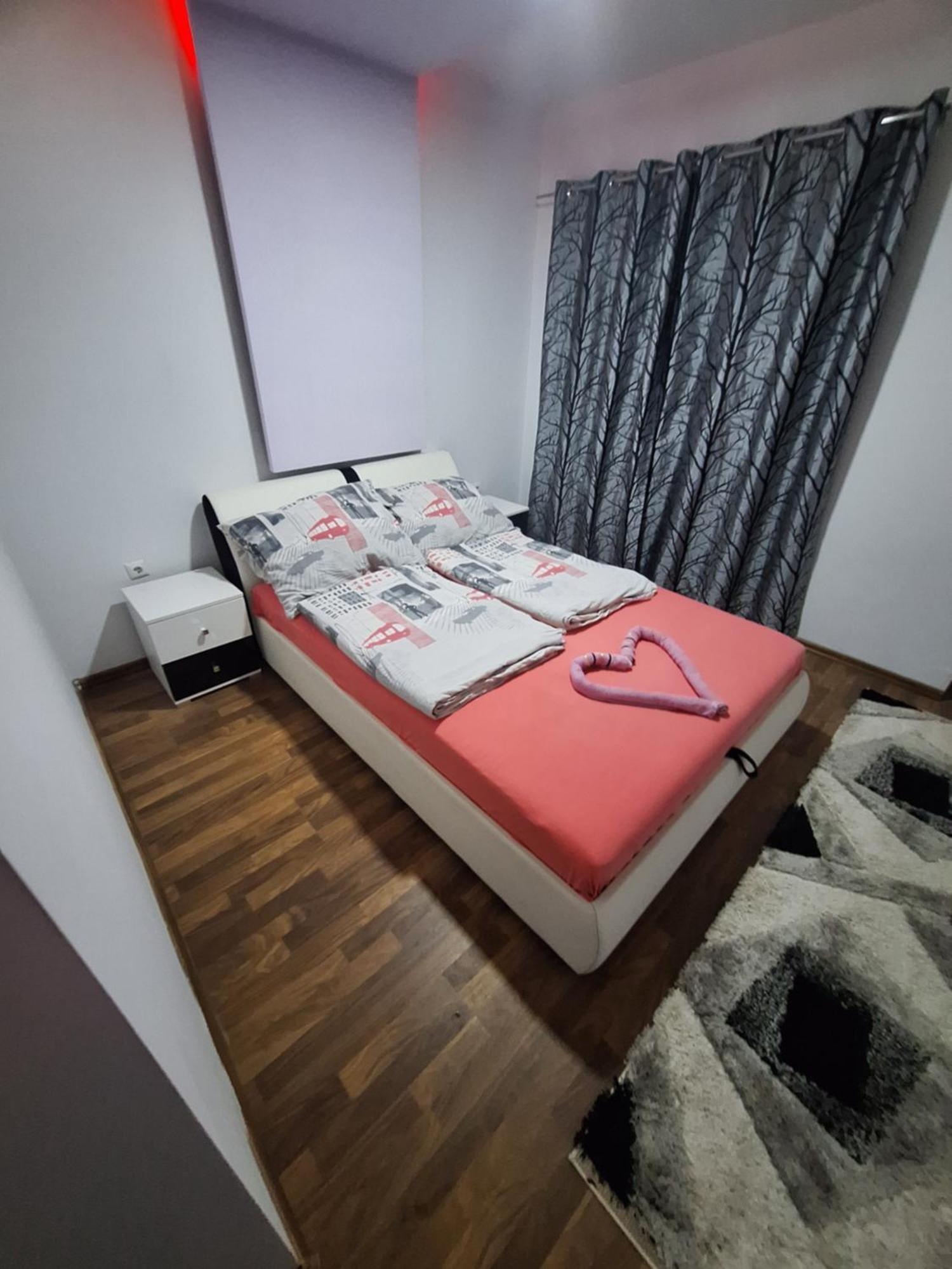 Lana Apartma *